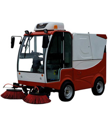 OS-V2000柴油發動機道路清掃車掃地車